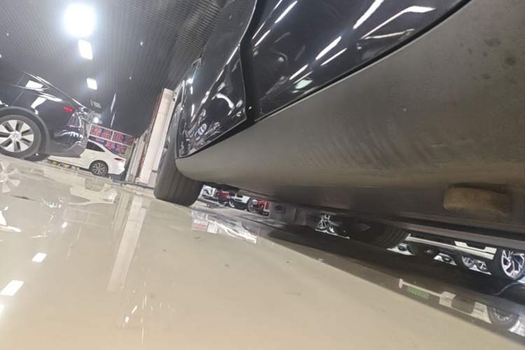 Used Tesla Model Y 2024 Rear-Wheel-Drive Version Left Side Sill