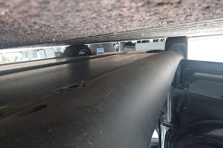 Used Tesla Model Y 2024 Rear-Wheel-Drive Version Left Side Sill