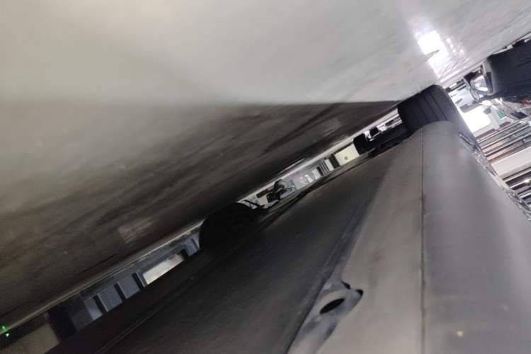 Used Tesla Model Y 2024 Rear-Wheel-Drive Version Left Side Sill