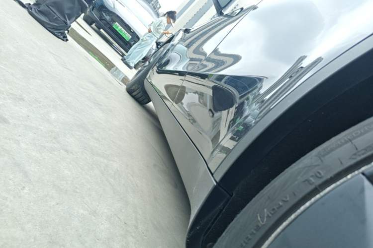 Used Tesla Model Y 2024 Rear-Wheel-Drive Version Left Side Sill