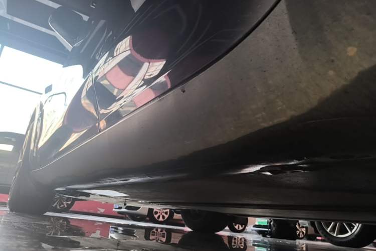 Used Tesla Model Y 2024 Rear-Wheel-Drive Version Left Side Sill