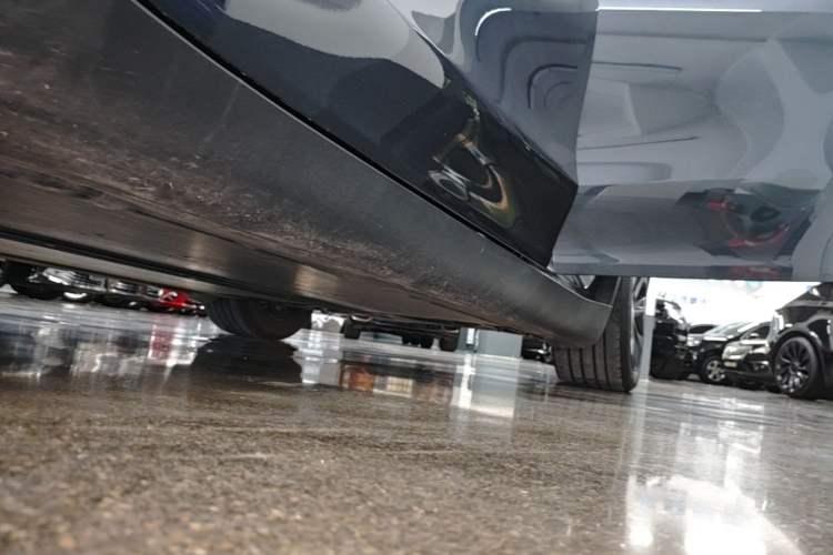 Used Tesla Model Y 2024 Rear-Wheel-Drive Version Left Side Sill