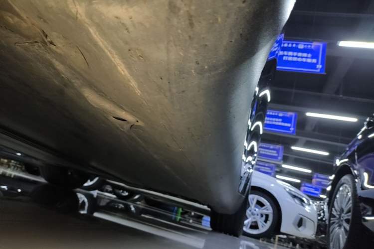 Used Tesla Model Y 2024 Rear-Wheel-Drive Version Left Side Sill