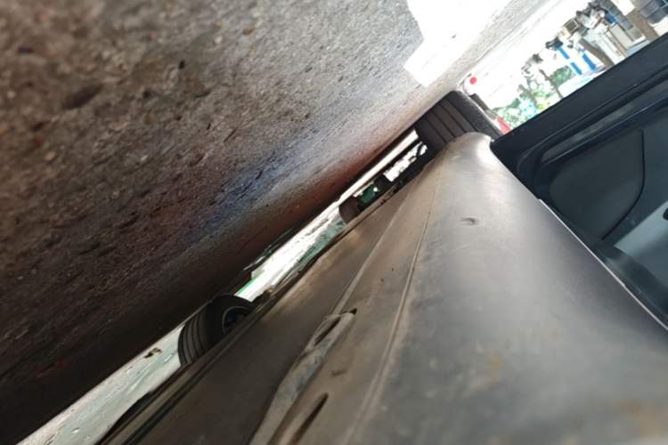 Used Tesla Model Y 2024 Rear-Wheel-Drive Version Left Side Sill
