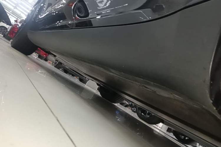 Used Tesla Model Y 2024 Rear-Wheel-Drive Version Left Side Sill