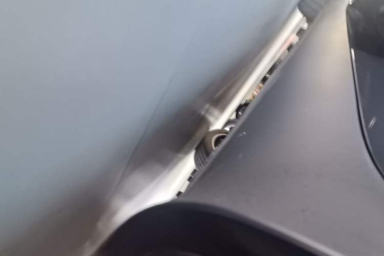 Used Tesla Model Y 2024 Rear-Wheel-Drive Version Left Side Sill