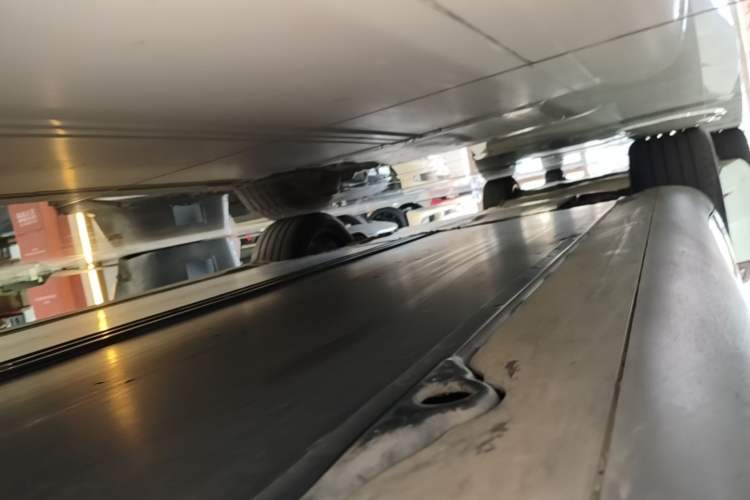 Used Tesla Model Y 2024 Rear-Wheel-Drive Version Left Side Sill