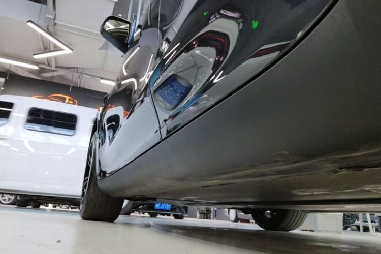Used Tesla Model Y 2024 Rear-Wheel-Drive Version Left Side Sill