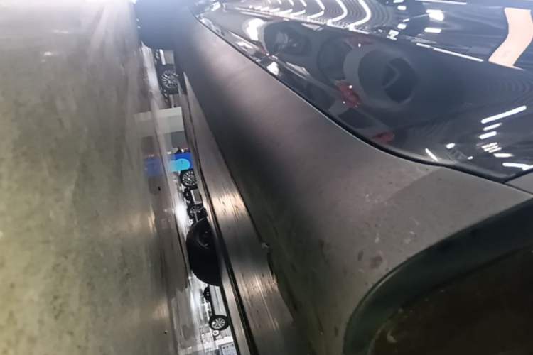 Used Tesla Model Y 2024 Rear-Wheel-Drive Version Left Side Sill
