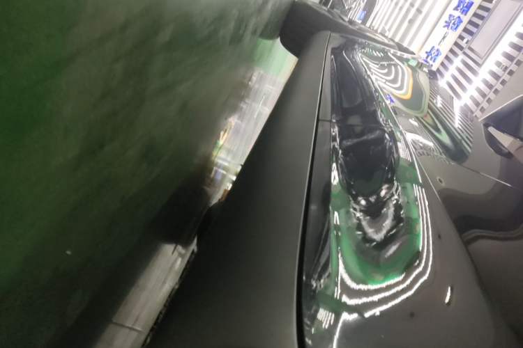 Used Tesla Model Y 2024 Long-Range All-Wheel-Drive Version Left Side Sill