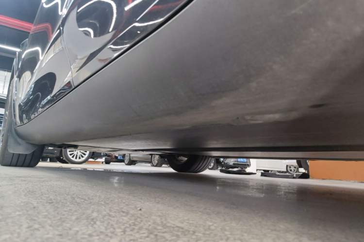Used Tesla Model Y 2024 Rear-Wheel-Drive Version Left Side Sill