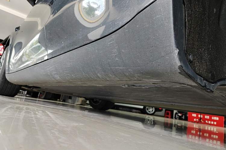 Used Tesla Model Y 2024 Rear-Wheel-Drive Version Left Side Sill