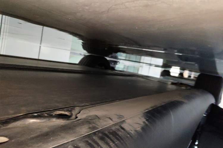 Used Tesla Model Y 2024 Rear-Wheel-Drive Version Left Side Sill