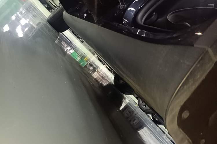 Used Tesla Model Y 2024 Rear-Wheel-Drive Version Left Side Sill