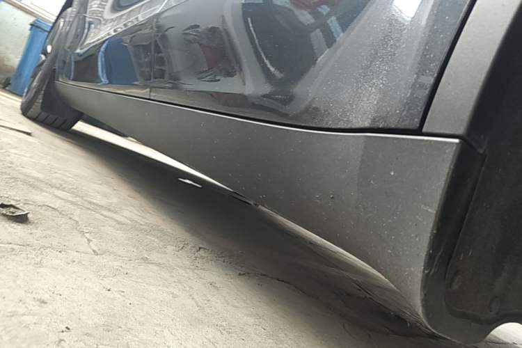 Used Tesla Model Y 2024 Rear-Wheel-Drive Version Left Side Sill