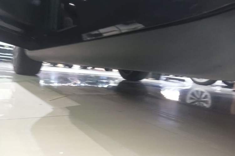 Used Tesla Model Y 2024 Rear-Wheel-Drive Version Left Side Sill