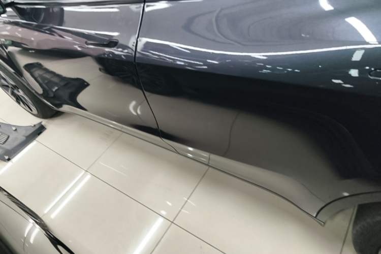 Used Tesla Model Y 2024 Rear-Wheel-Drive Version Left Side Sill