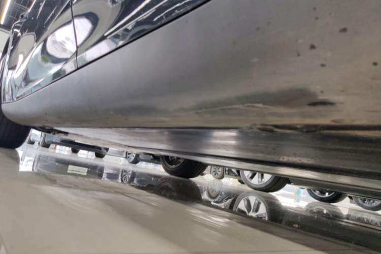Used Tesla Model Y 2024 Rear-Wheel-Drive Version Left Side Sill