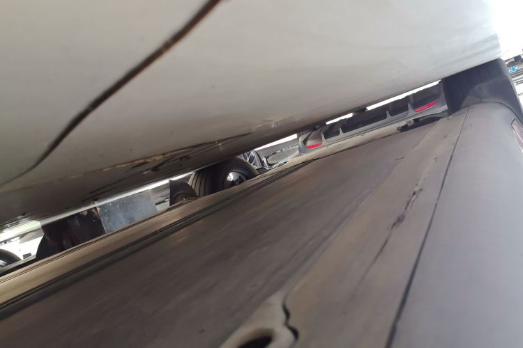 Used Tesla Model Y 2024 Rear-Wheel-Drive Version Left Side Sill
