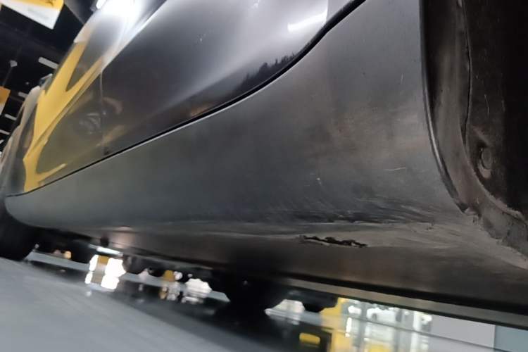 Used Tesla Model Y 2024 Rear-Wheel-Drive Version Left Side Sill