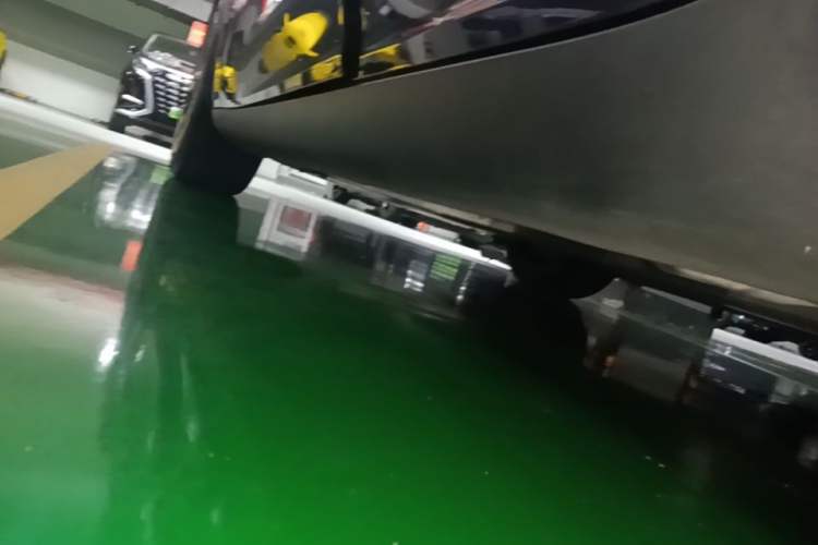 Used Tesla Model Y 2024 Rear-Wheel-Drive Version Left Side Sill