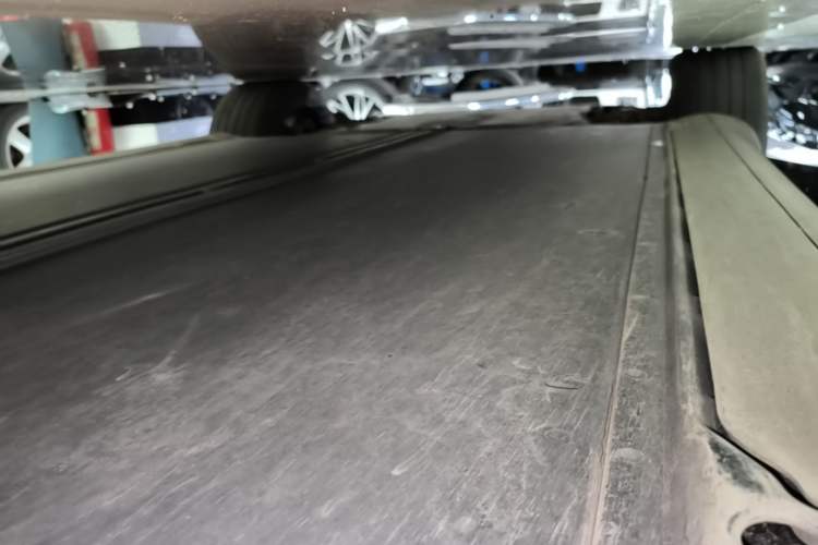Used Tesla Model Y 2024 Rear-Wheel-Drive Version Left Side Sill