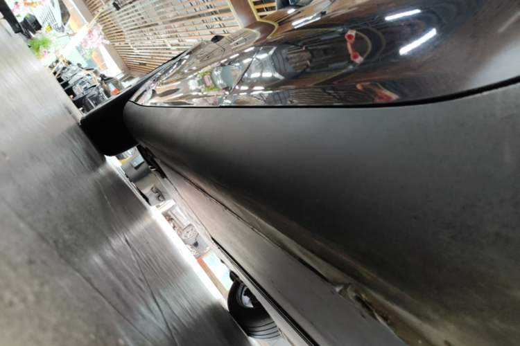 Used Tesla Model Y 2024 Rear-Wheel-Drive Version Left Side Sill