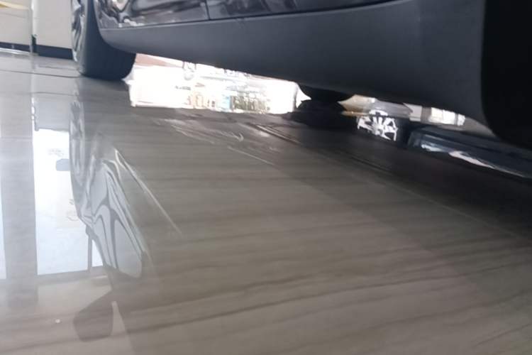 Used Tesla Model Y 2024 Rear-Wheel-Drive Version Left Side Sill