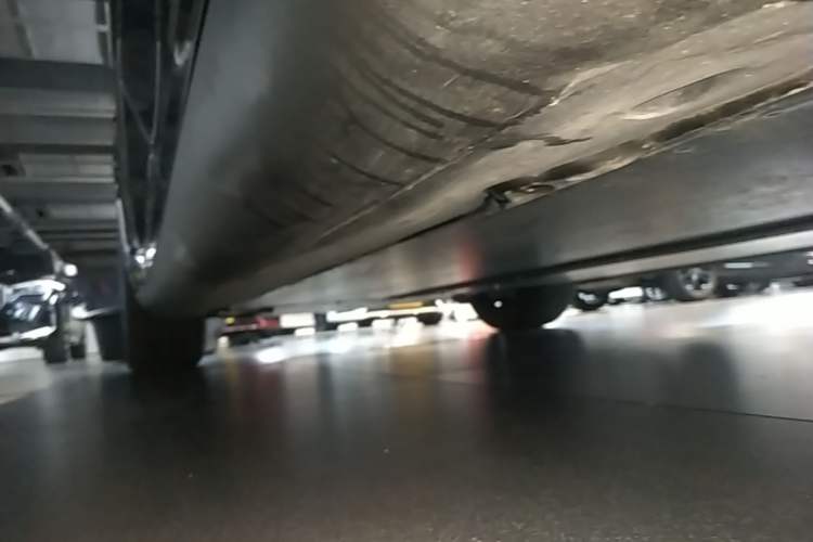 Used Tesla Model Y 2024 Rear-Wheel-Drive Version Left Side Sill