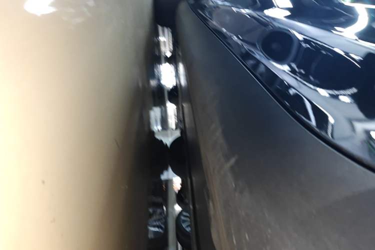 Used Tesla Model Y 2024 Rear-Wheel-Drive Version Left Side Sill