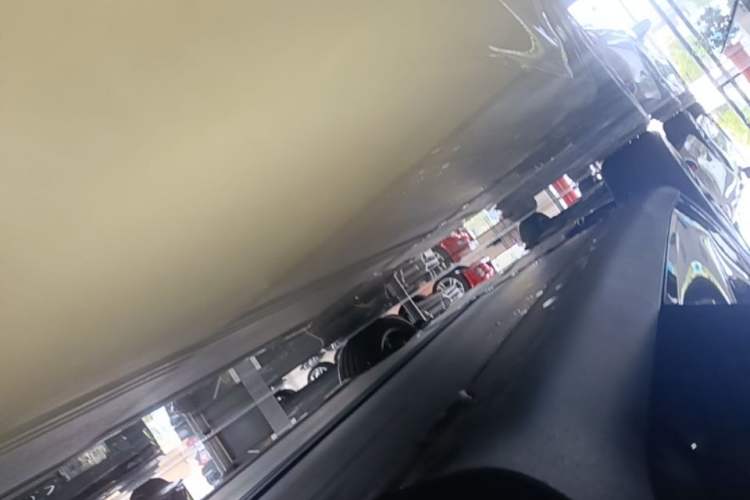 Used Tesla Model Y 2024 Rear-Wheel-Drive Version Left Side Sill