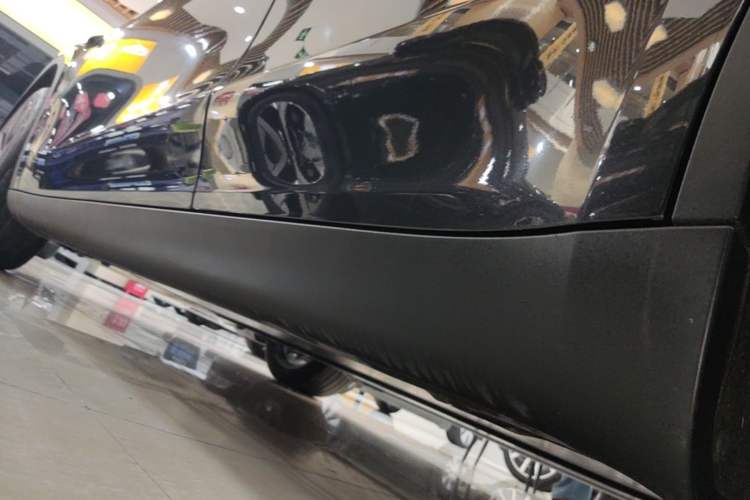 Used Tesla Model Y 2024 Rear-Wheel-Drive Version Left Side Sill
