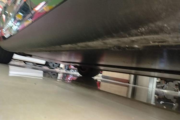 Used Tesla Model Y 2024 Rear-Wheel-Drive Version Left Side Sill