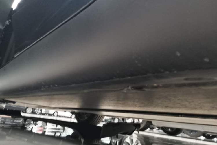 Used Tesla Model Y 2024 Rear-Wheel-Drive Version Left Side Sill