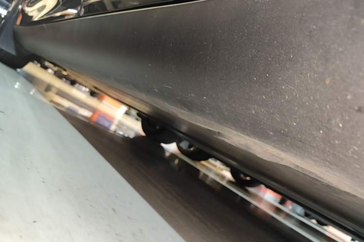 Used Tesla Model Y 2024 Rear-Wheel-Drive Version Left Side Sill