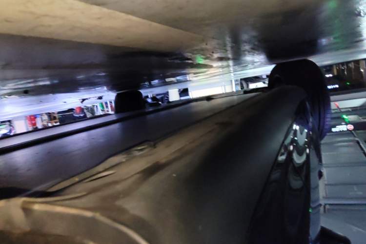 Used Tesla Model Y 2024 Long-Range All-Wheel-Drive Version Left Side Sill
