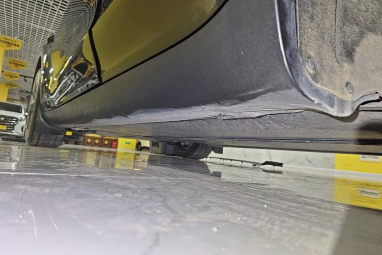 Used Tesla Model Y 2024 Rear-Wheel-Drive Version Left Side Sill