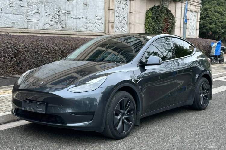 Used Tesla Model Y 2024 Rear-Wheel-Drive Version Guazi used car, China used car export, Used car for sale, Used  cars, Cheapest cars for sale