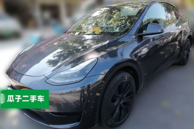 Tesla Model Y 2024 Rear-Wheel-Drive Version