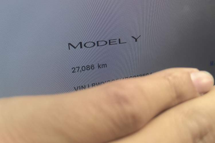 Used Tesla Model Y 2024 Rear-Wheel-Drive Version Odometer Close Up