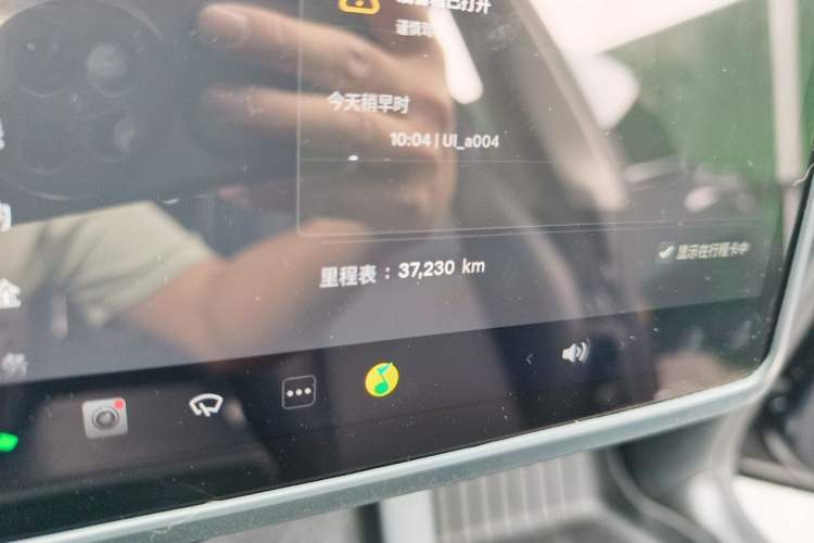 Used Tesla Model Y 2024 Rear-Wheel-Drive Version Odometer Close Up