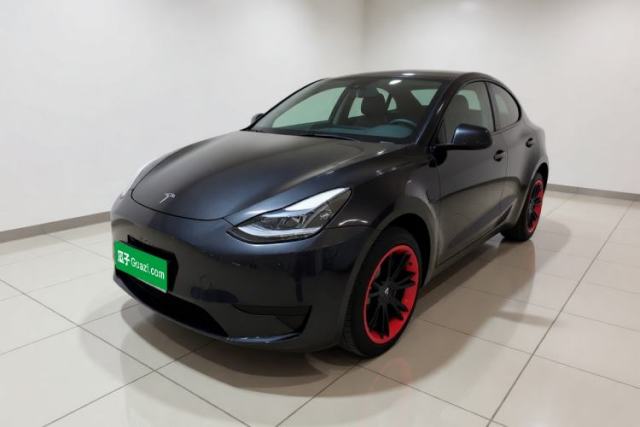 Tesla Model Y 2024 Rear-Wheel-Drive Version d’occasion