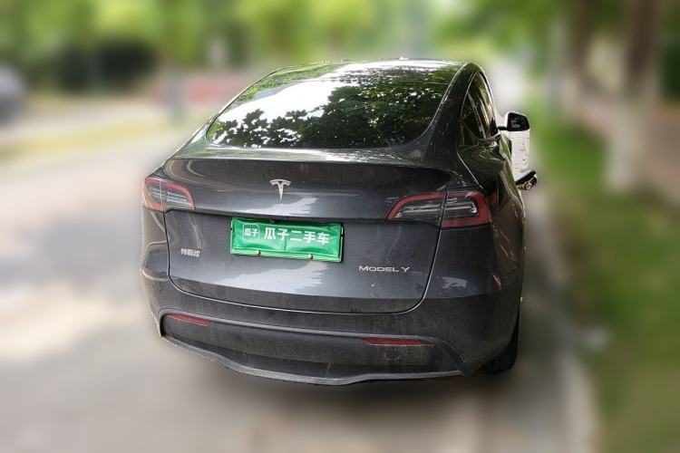 Used Tesla Model Y 2024 Long-Range All-Wheel-Drive Version Rear