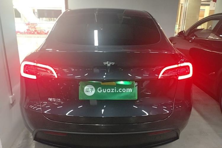 Used Tesla Model Y 2024 Long-Range All-Wheel-Drive Version Rear