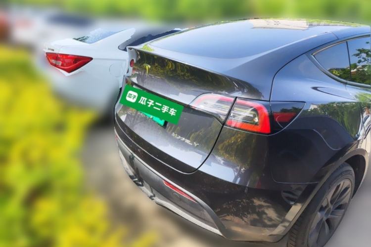 Used Tesla Model Y 2024 Long-Range All-Wheel-Drive Version Rear