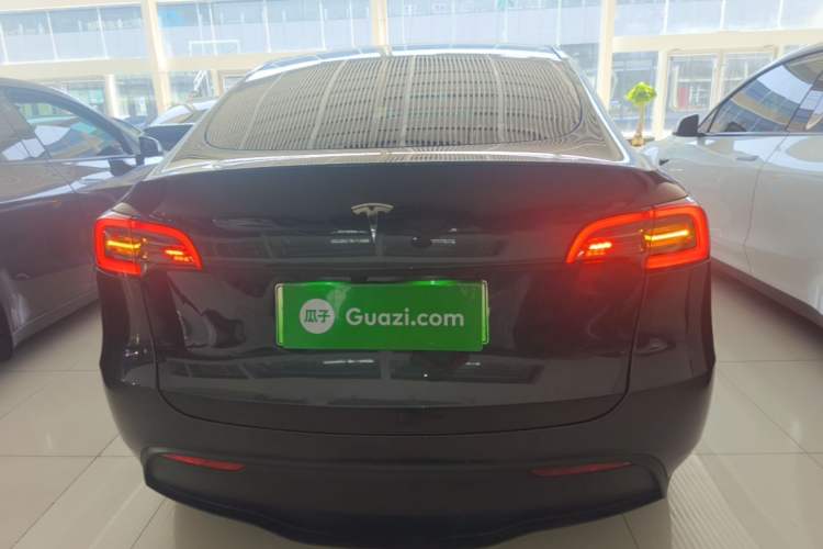 Used Tesla Model Y 2024 Long-Range All-Wheel-Drive Version Rear