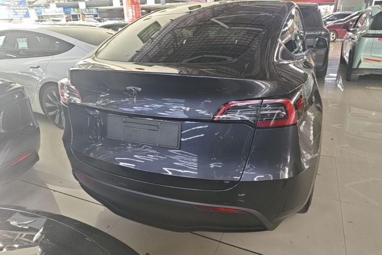 Used Tesla Model Y 2024 Long-Range All-Wheel-Drive Version Rear