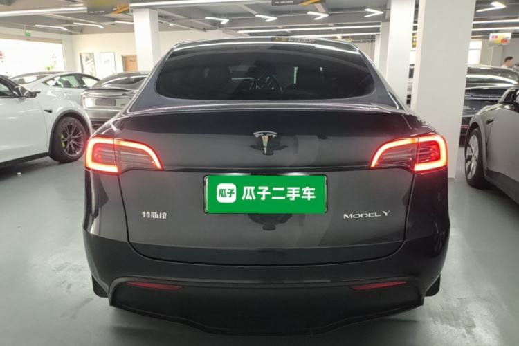 Used Tesla Model Y 2024 Rear-Wheel-Drive Version Rear