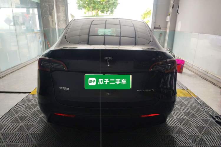 Used Tesla Model Y 2024 Long-Range All-Wheel-Drive Version Rear