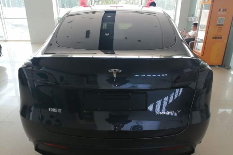 Used Tesla Model Y 2024 Long-Range All-Wheel-Drive Version Rear